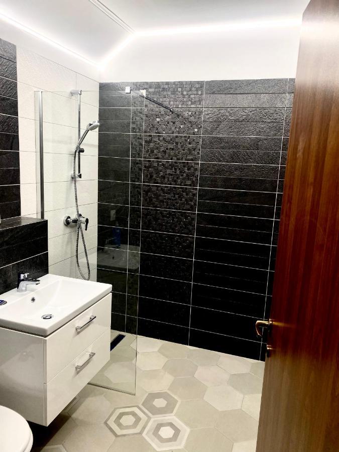 Bokorlak Apartment Odorheiu Secuiesc Extérieur photo